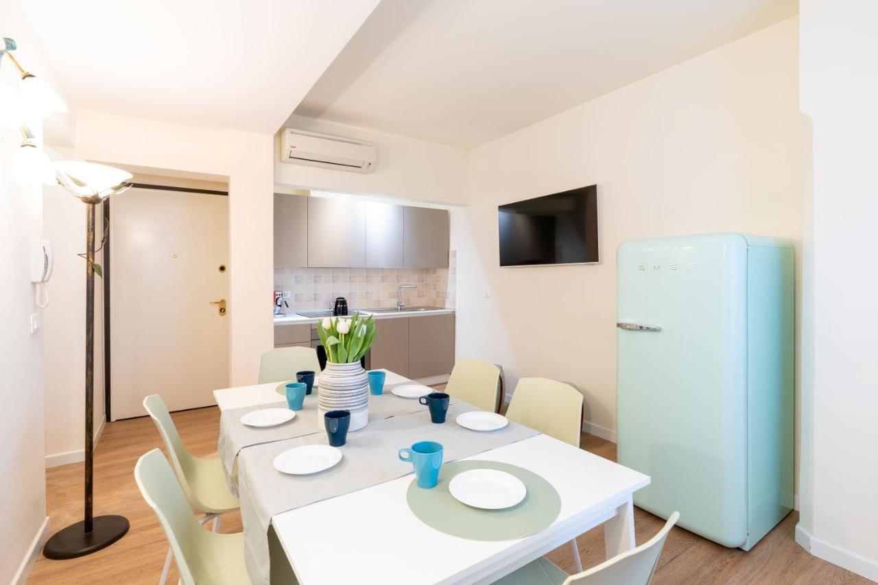 Appartement Ricco Di Comfort, Grande, Luminoso E Comodo *